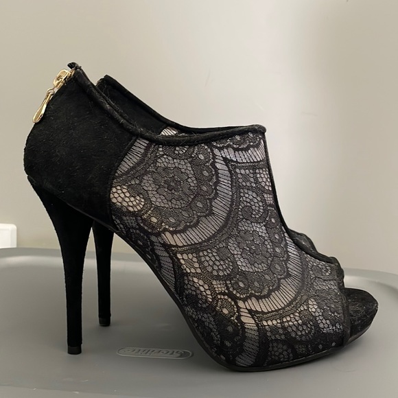 Shoes - Black Lace Heels
